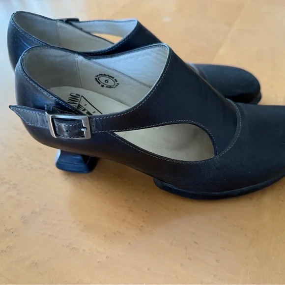 John Fluevog Black Leather Heels - Picture 2 of 9